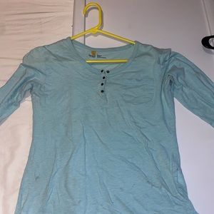 T-shirt women’s size small.